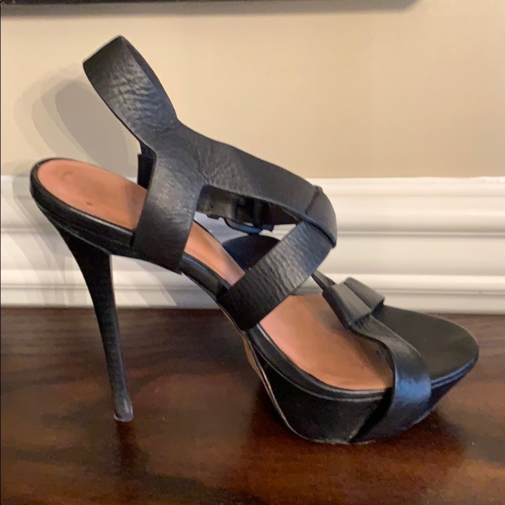 L.A.M.B. platform sandals - Picture 3 of 4